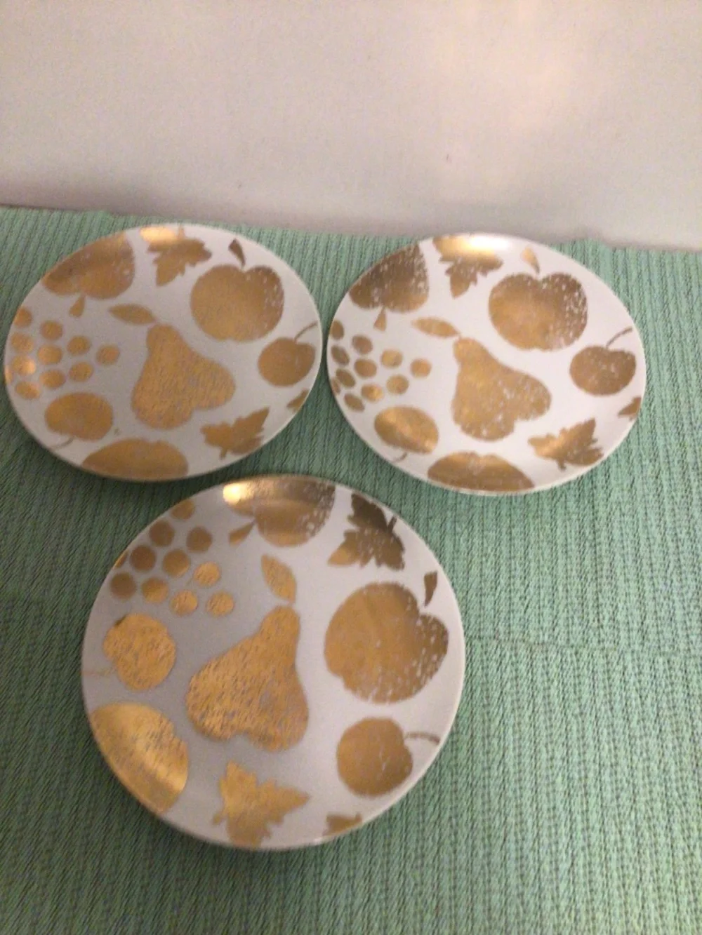 Pottery Barn “Gold fruit plates” x3 in the box
